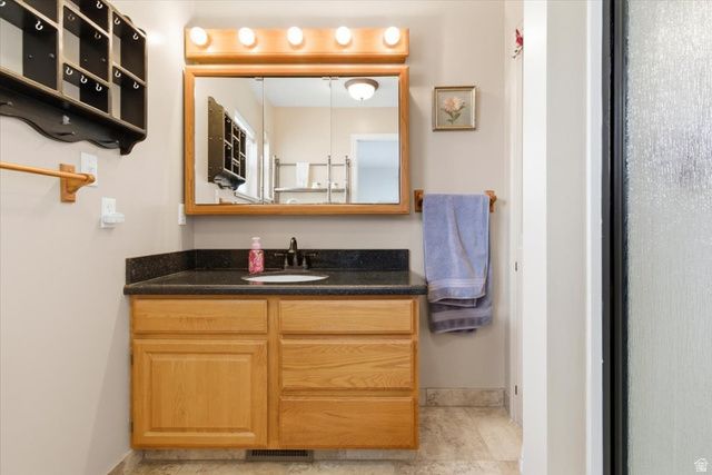 395 E 300 S, Gunnison, UT 84634