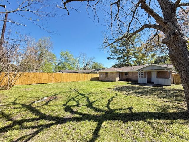 2702 Areba Street, Houston, TX 77091