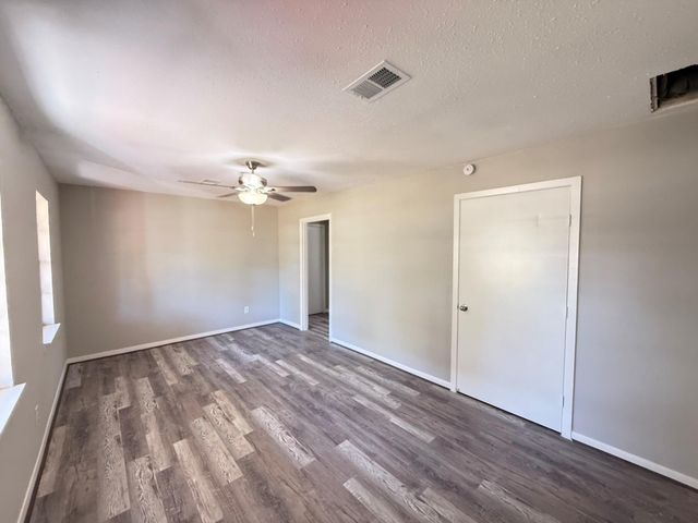 2702 Areba Street, Houston, TX 77091