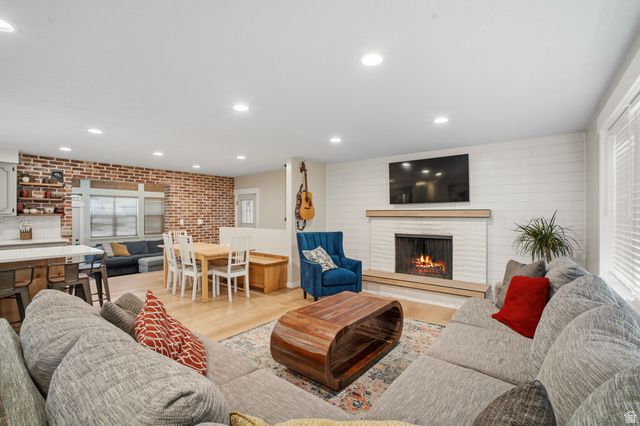 2870 N 1025 E, North Ogden, UT 84414