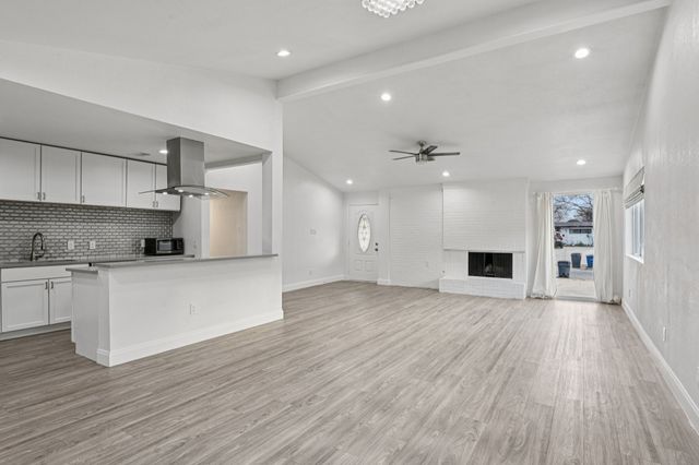 3035 Townsend Drive, Dallas, TX 75229