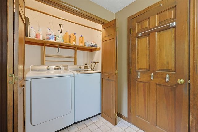 60 Forest View Dr, Millville, MA 01529