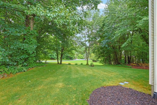 60 Forest View Dr, Millville, MA 01529