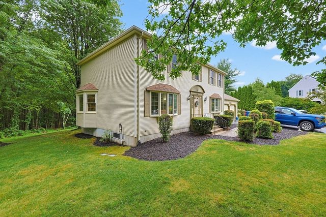 60 Forest View Dr, Millville, MA 01529