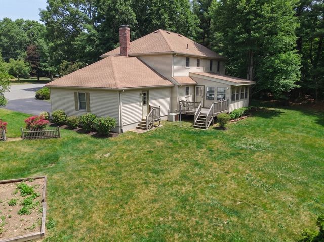 60 Forest View Dr, Millville, MA 01529