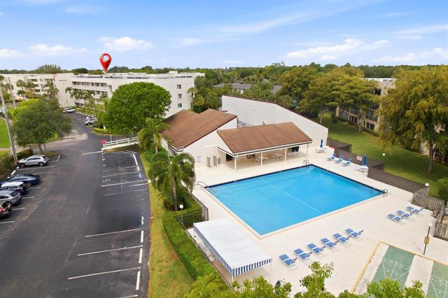 3146 Via Poinciana 407, Lake Worth, FL 33467