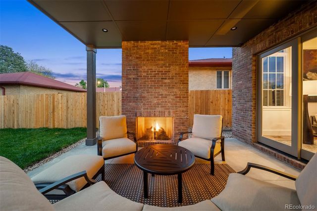 1060 S Monroe Street, Denver, CO 80209