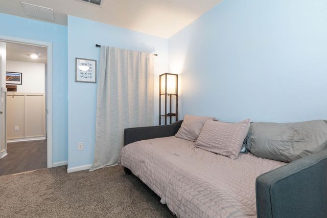 253 Jarama Cir, St Augustine, FL 32084