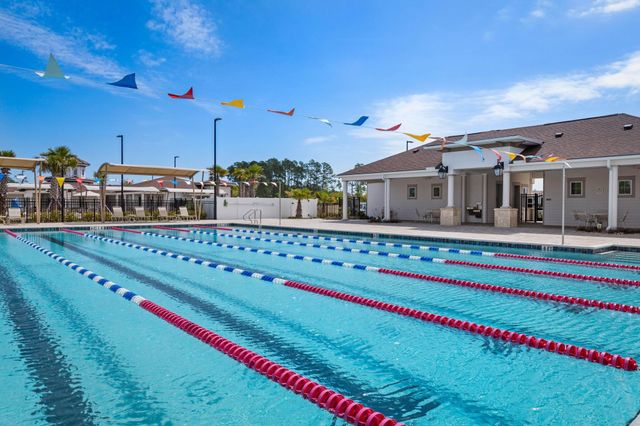 253 Jarama Cir, St Augustine, FL 32084