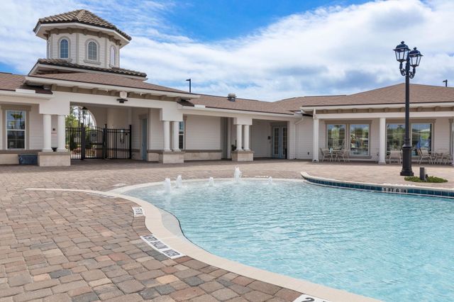 253 Jarama Cir, St Augustine, FL 32084