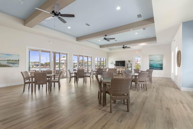 253 Jarama Cir, St Augustine, FL 32084