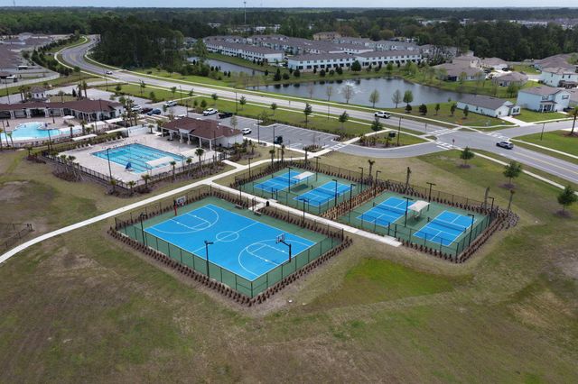 253 Jarama Cir, St Augustine, FL 32084