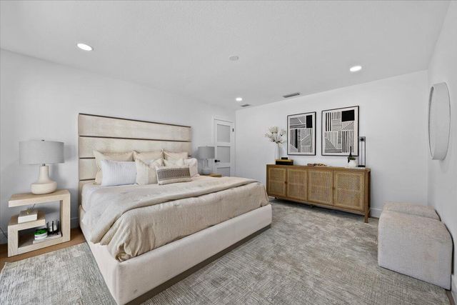 17068 Traverse Circle, Jupiter, FL 33477