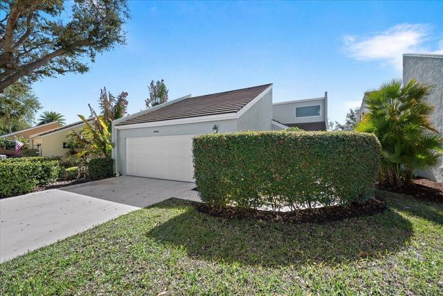 17068 Traverse Circle, Jupiter, FL 33477