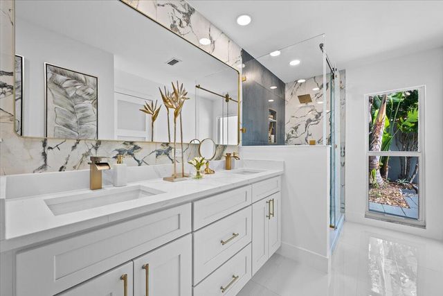 17068 Traverse Circle, Jupiter, FL 33477