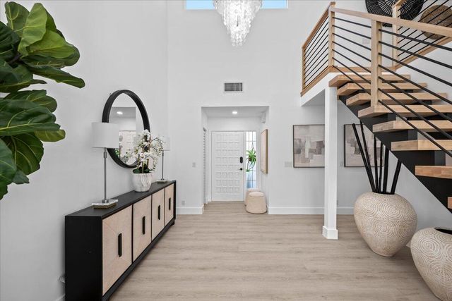 17068 Traverse Circle, Jupiter, FL 33477