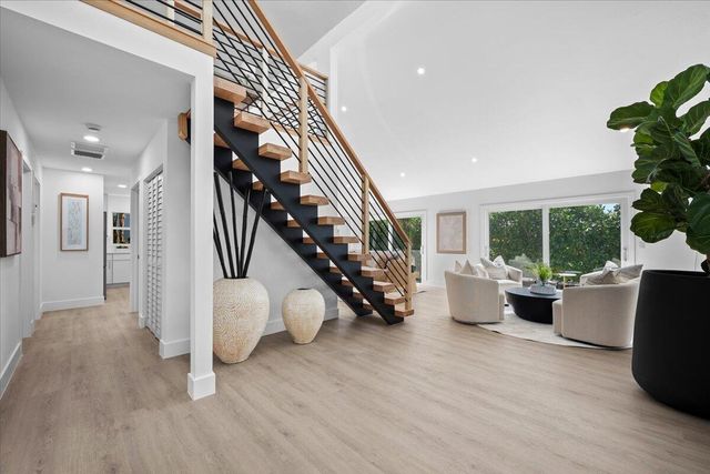 17068 Traverse Circle, Jupiter, FL 33477