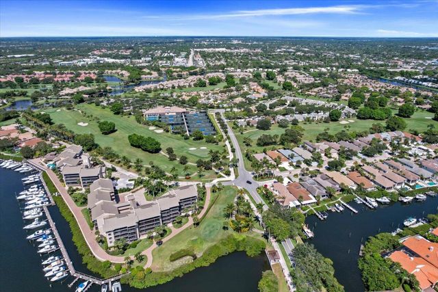 17068 Traverse Circle, Jupiter, FL 33477