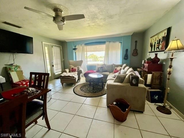 4802 Tudor DR 202, Cape Coral, FL 33904