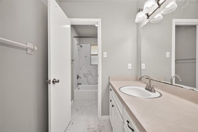 611 Dogwood Trail, Conroe, TX 77316