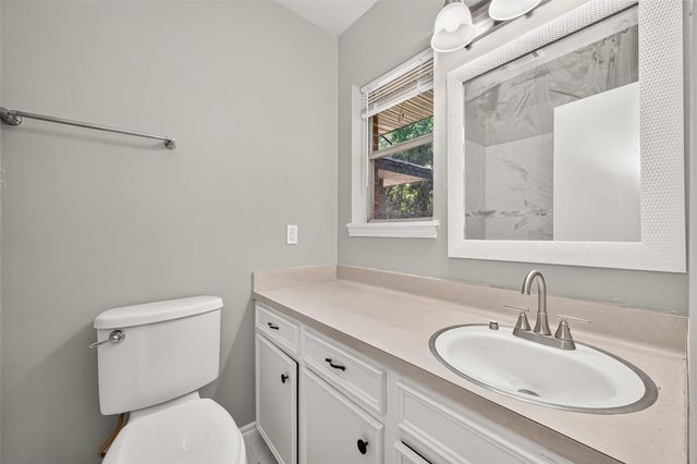 611 Dogwood Trail, Conroe, TX 77316