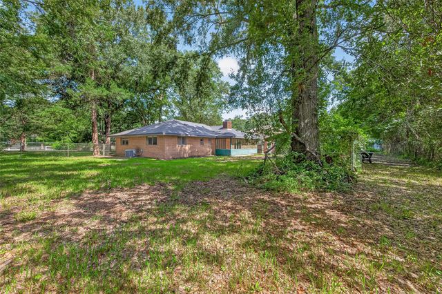 611 Dogwood Trail, Conroe, TX 77316