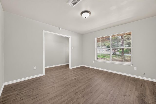 611 Dogwood Trail, Conroe, TX 77316