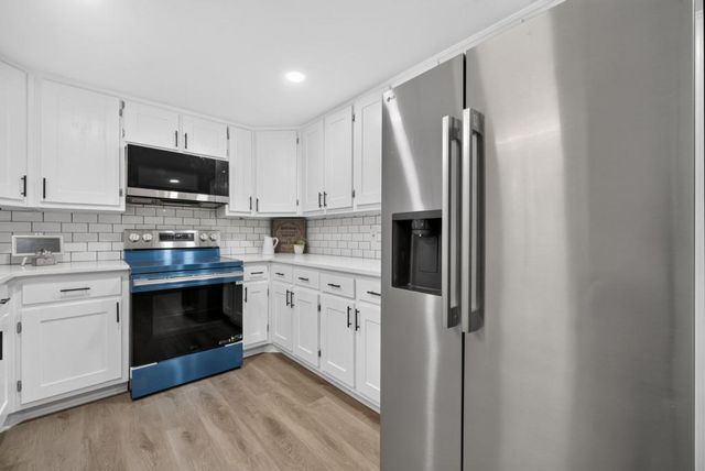 2291 Piney Grove Road, Loganville, GA 30052