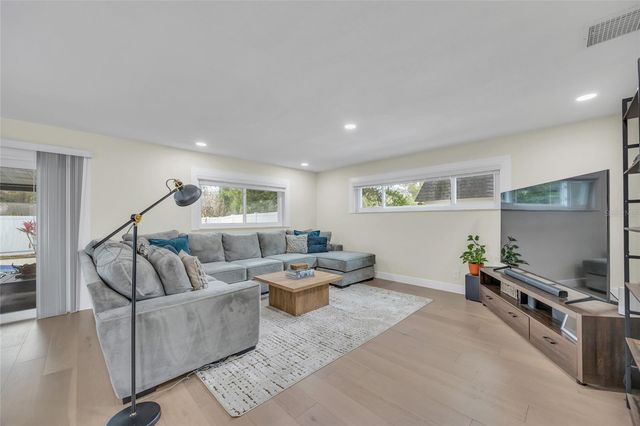 1917 HEWETT LANE, Maitland, FL 32751