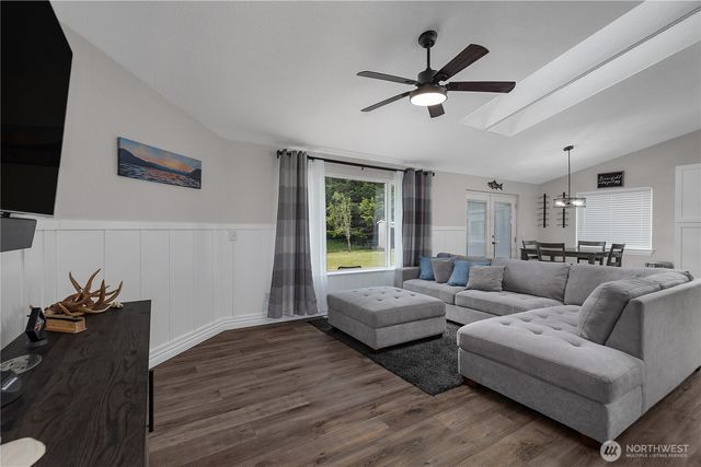 1323 Scarlet Oak Drive SE, Olympia, WA 98513