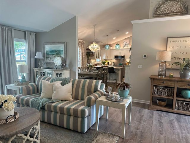 239 Melody Gardens Dr., Surfside Beach, SC 29575