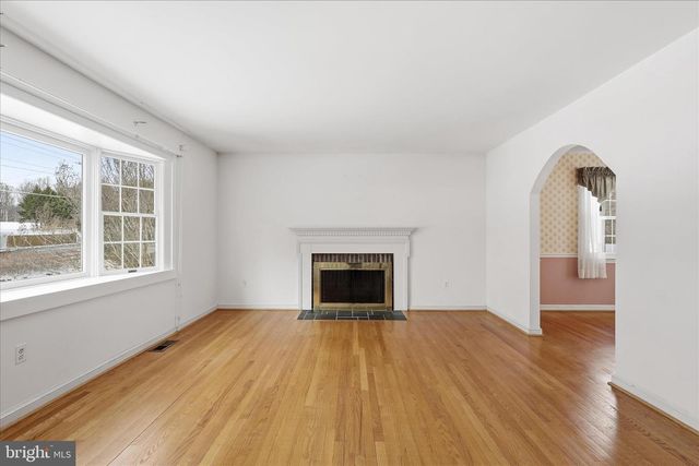 12466 HENDERSON RD, Clifton, VA 20124