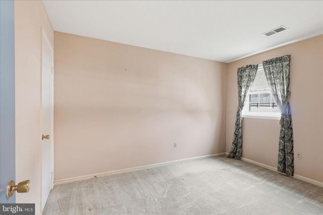 12466 HENDERSON RD, Clifton, VA 20124