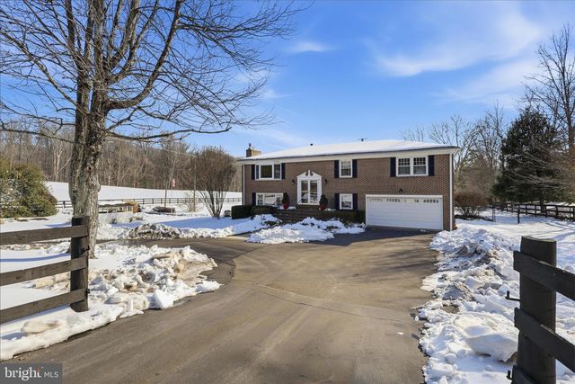 12466 HENDERSON RD, Clifton, VA 20124