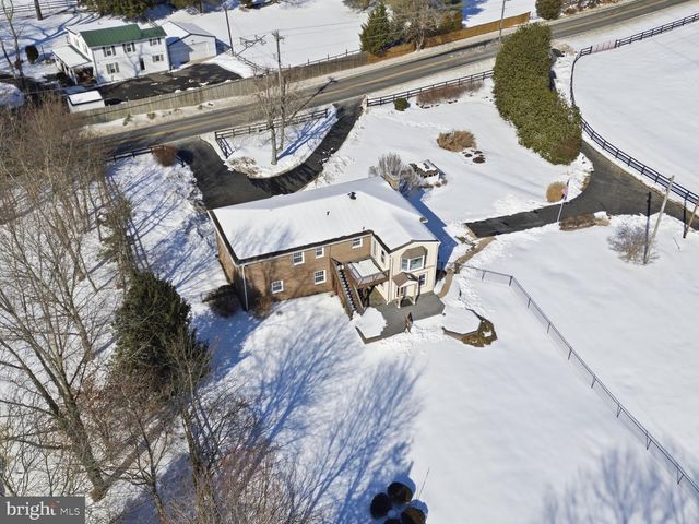 12466 HENDERSON RD, Clifton, VA 20124