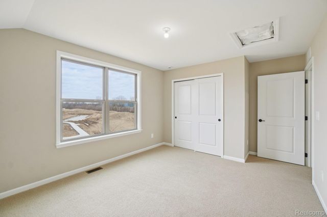 864 Kelpie Drive, Pittsfield Charter Township, MI 48108