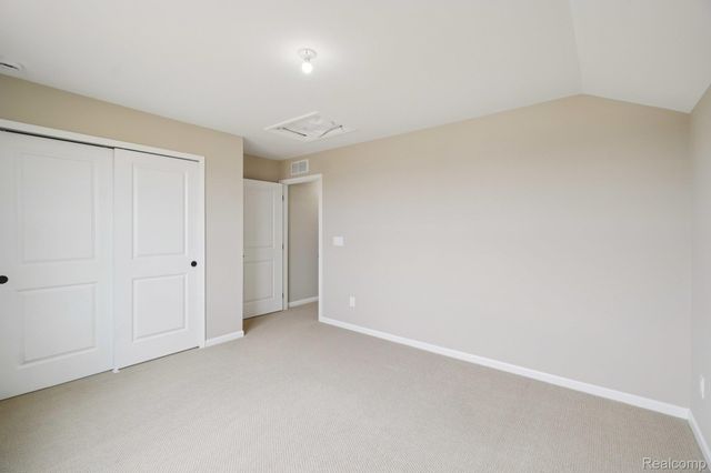 864 Kelpie Drive, Pittsfield Charter Township, MI 48108