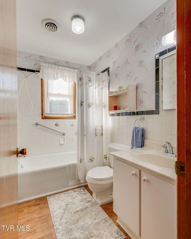 1833 Jackson Hollow Road, Kingsport, TN 37663