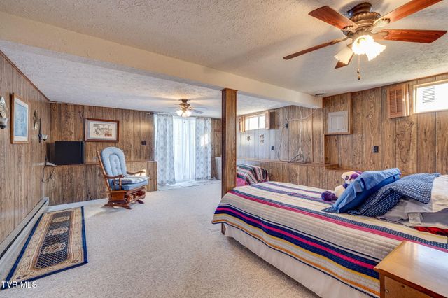 1833 Jackson Hollow Road, Kingsport, TN 37663