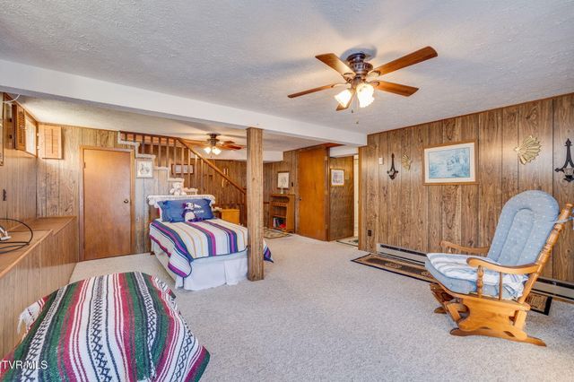 1833 Jackson Hollow Road, Kingsport, TN 37663