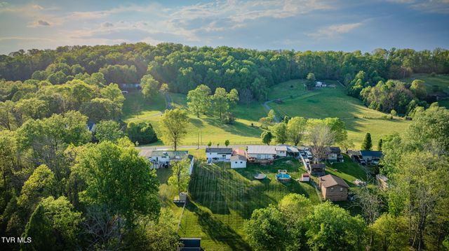 1833 Jackson Hollow Road, Kingsport, TN 37663