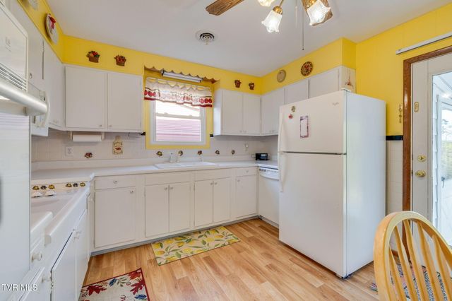 1833 Jackson Hollow Road, Kingsport, TN 37663