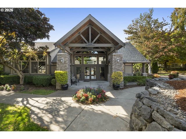 8900 Ne BRENTFORD Way, Beaverton, OR 97006