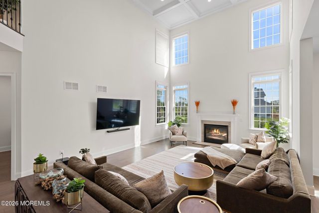 1 Ashbourne Lane, Lincroft, NJ 07738