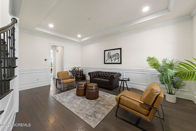 1 Ashbourne Lane, Lincroft, NJ 07738