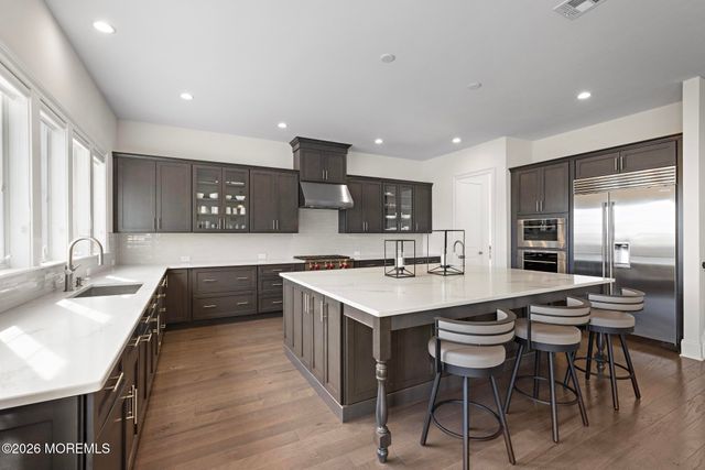 1 Ashbourne Lane, Lincroft, NJ 07738