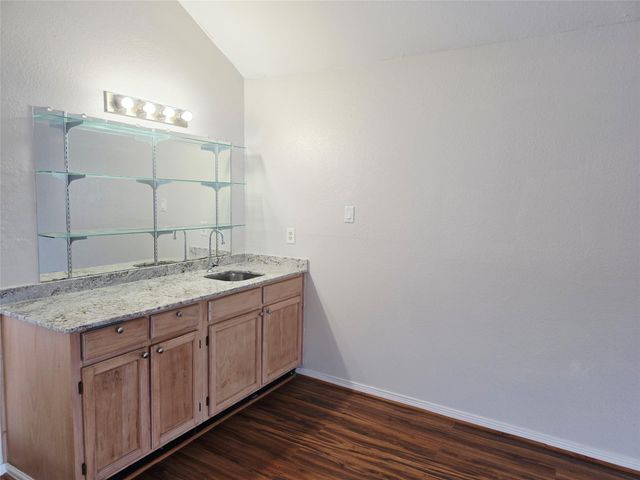 15330 Oak Terrace Drive, Houston, TX 77082