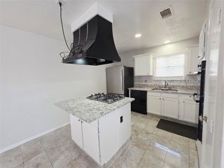 15330 Oak Terrace Drive, Houston, TX 77082