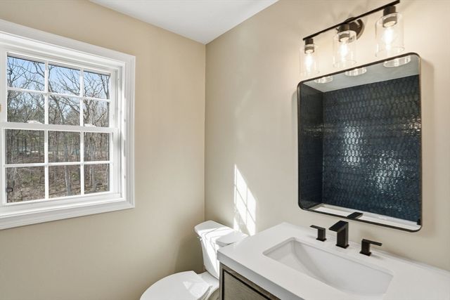 139 Rocky Hill Road, Rehoboth, MA 02769