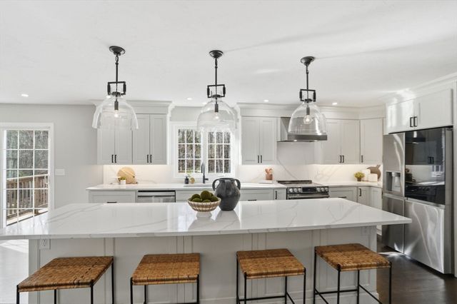 139 Rocky Hill Road, Rehoboth, MA 02769